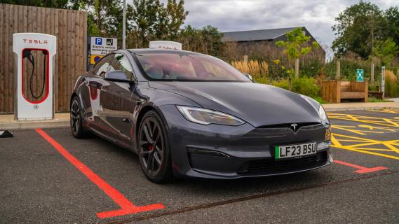 Tesla Model S Plaid (2023)