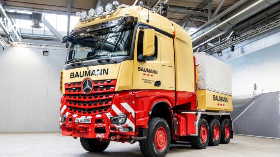 Mercedes-vrachtwagen 1 miljoen kilo (arocs)