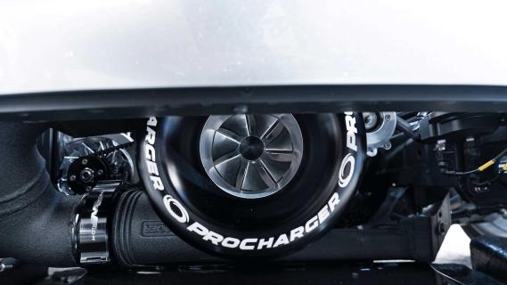 BMW Z4 GT3 Mercedes V12 supercharger