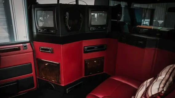 Range Rover Limousine televisies