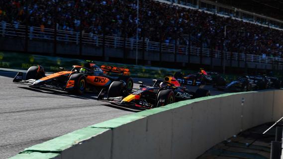 Sprintrace van de GP van Brazilië 2023: start binnenbocht