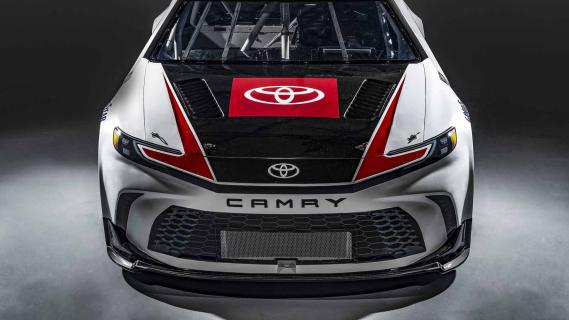 Toyota Camry NASCAR 2023 voor