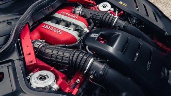 Ferrari Purosangue V12-motor