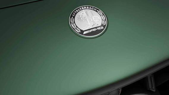 nieuwe Mercedes-AMG SL 63 S E Performance (2023) AMG-badge