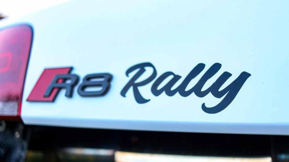 Offroad-Audi R8 badge R8 Rally