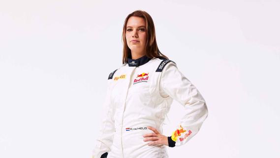 Emely de Heus Red Bull