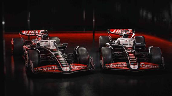 Haas F1 VF24 voor twee auto's