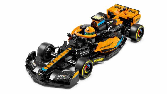 McLaren 2023 Lego F1-auto schuin voor