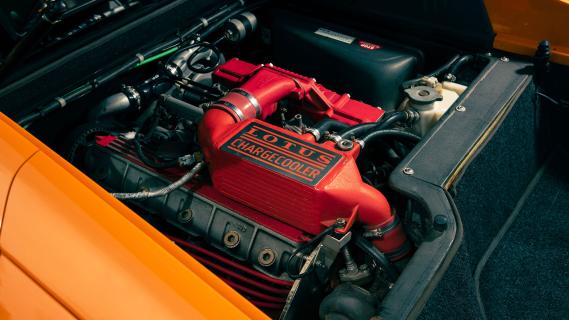 Lotus Esprit GT3 (1999) motor
