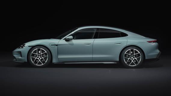 Porsche Taycan facelift 2024: zijkant studio turquoise