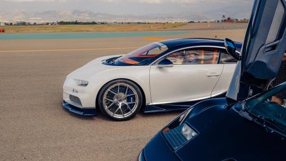 Supercar Owners Circle 2024 Bugatti Chiron zijkant