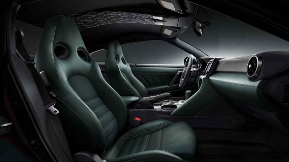 Nissan GT-R T-spec Skyline Edition interieur
