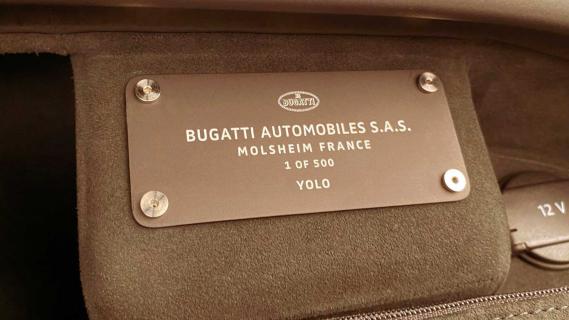 Bugatti Chiron Sport (duurste auto in 2021) met yolo plaatje