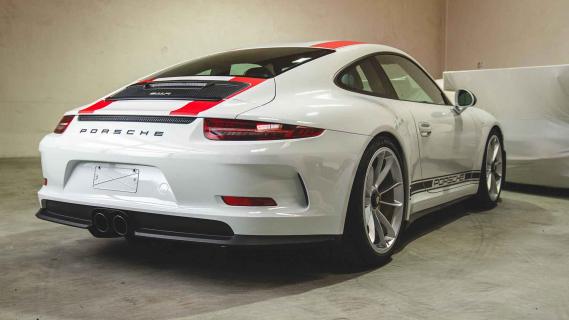 Porsche 911-collectie te koop met vrachtwagen en trailer 911 R achterkant