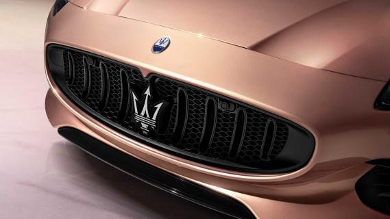 Maserati GranCabrio Folgore Grille Voorkant