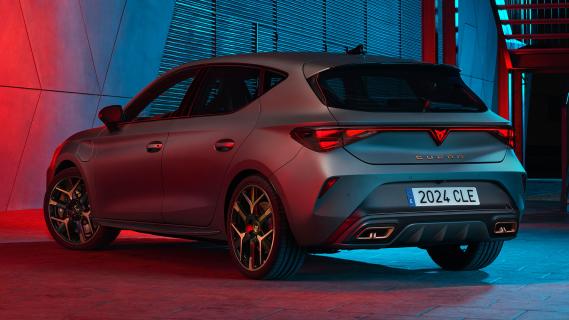 Cupra Leon facelift (2024) schuin achter