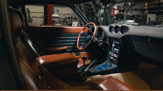 Elektrische Datsun 240Z Silent Classics interieur overzicht