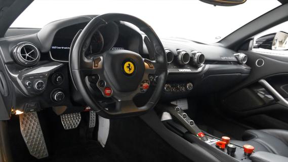 Ferrari F12berlinetta langzaamste Ferrari interieur