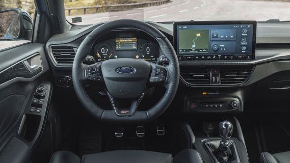 Ford Focus ST Edition (2024) interieur overzicht
