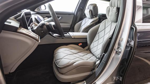 Mercedes-Maybach S 580 e stoel voor interieur