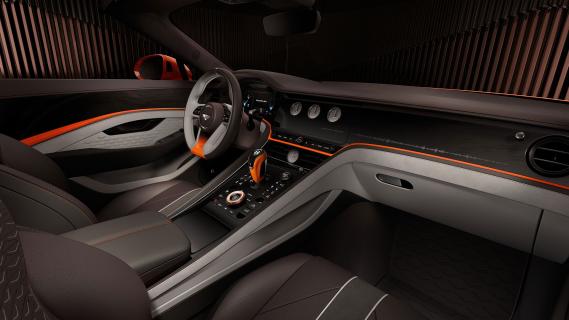 Bentley Batur Cabrio interieur overzicht