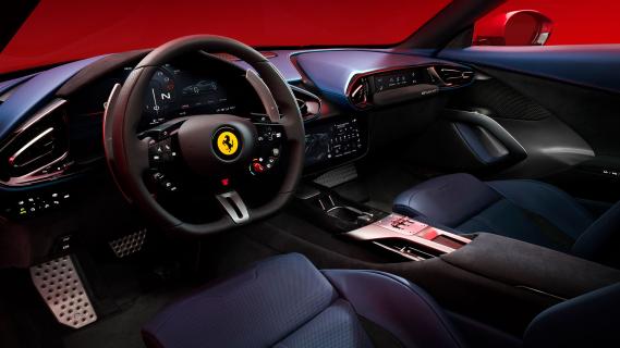 Ferrari 12 Cilindri interieur overzicht