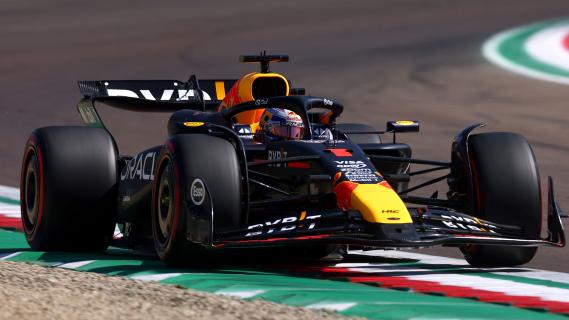 Max Verstappen imola 2024 rijdend schuin voor