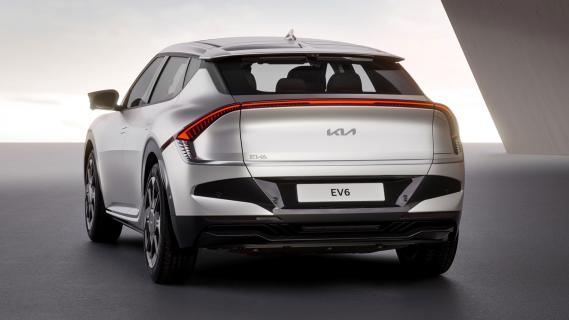 Kia EV6 facelift (2024) schuin achter