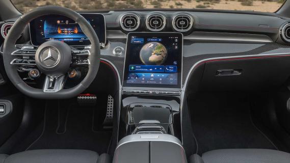 Mercedes-AMG CLE 53 Cabrio cockpit stuur