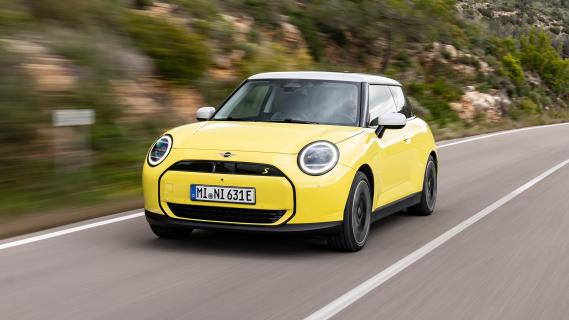 Mini Cooper SE: 1e rij-indruk 2024 - 3/4 voor rijdend