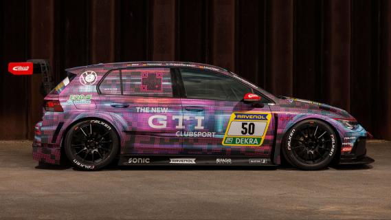 Volkswagen Golf GTI Clubsport raceversie 24 uur Nürburgring zijkant