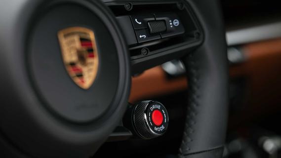 Porsche 911 Carrera Hybrid interieur rijknop