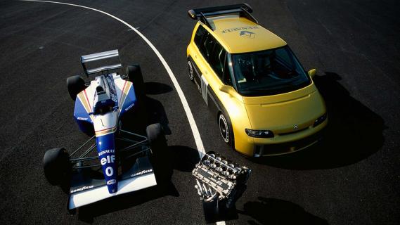Renault Espace F1 Concept V10-motor en Williams F1-auto voor boven