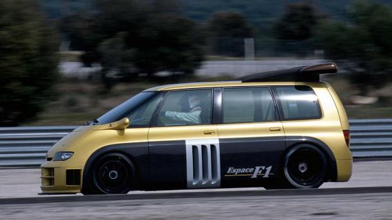 Renault Espace F1 Concept rijdend zijkant