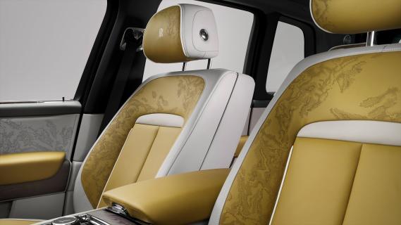 Rolls-Royce Cullinan Series II interieur stoelen