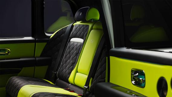 Rolls-Royce Cullinan Series II Black Badge interieur achterbank