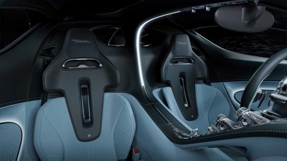 Bugatti Tourbillon interieur stoelen