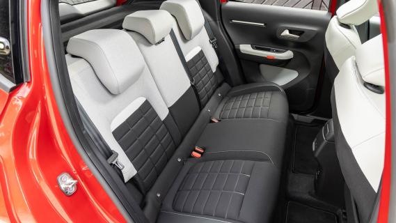 Citroën ë-C3 Max 2024 review: interieur achterbank