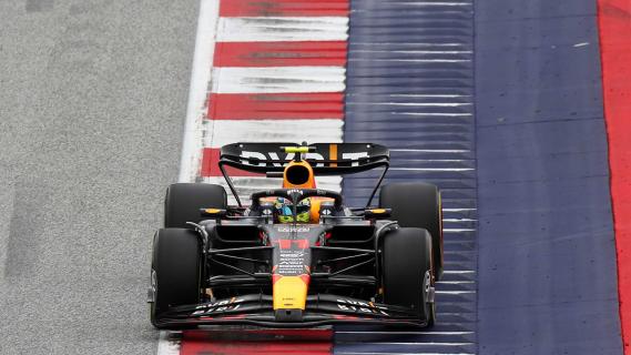 GP van Oostenrijk 2024 Pérez rijdend boven
