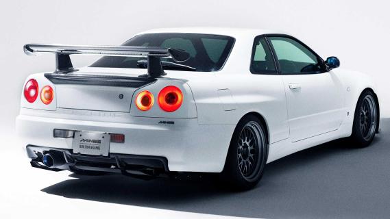 Nissan GT-R Skyline R34 Mine's schuinachter