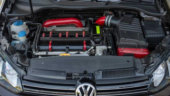 Volkswagen Golf 6 VR6 R32 turbo motor