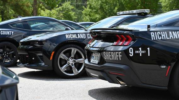 Politiebureau in Amerika heeft goede smoes om 17 Ford Mustang met V8-motor te kopen