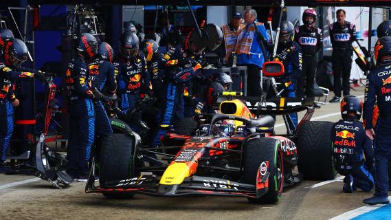 GP van Groot-Brittannië 2024 Pérez pitstop