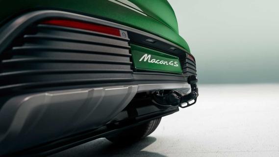 Porsche Macan 4S (2024) offroadpakket detail trekhaak diffuser beschermplaat trekhaak