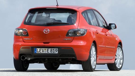 Mazda 3 MPS rood achterzijde schuin achter