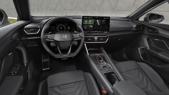 Cupra Formentor 1.5 e-Hybrid VZ Performance 2024: interieur dashboard