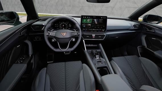 Cupra Leon Sportstourer VZ Performance 2024 review: interieur dashboard