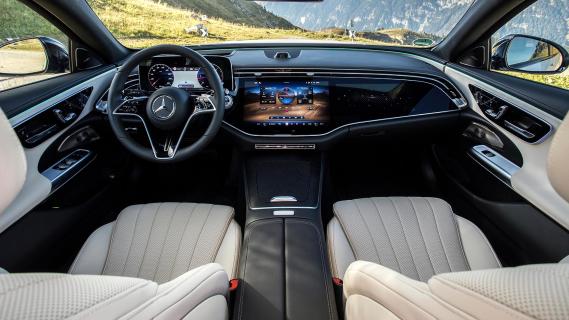 Mercedes E 300 de 4Matic Estate All-Terrain 2024 review: interieur dashboard