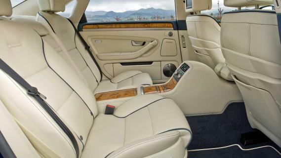 Interieur Audi A8 L W12