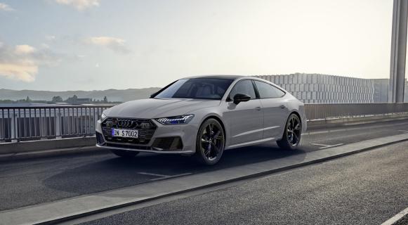 Audi S7 Nardo Edition (2024) schuin zijkant voor